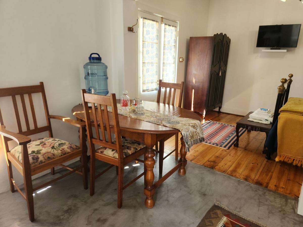 Die Dorpshuis Graaff-Reinet エクステリア 写真