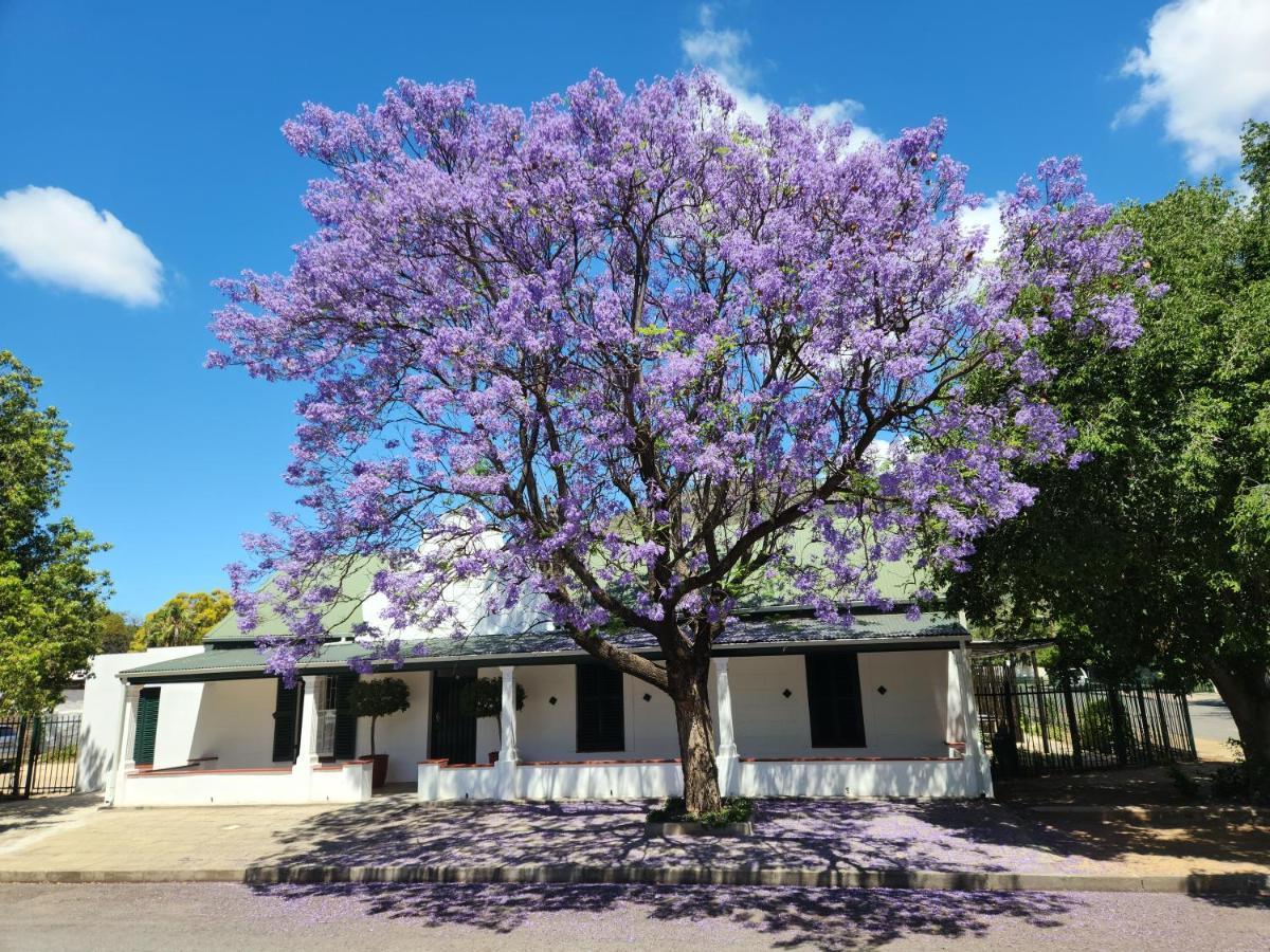 Die Dorpshuis Graaff-Reinet エクステリア 写真