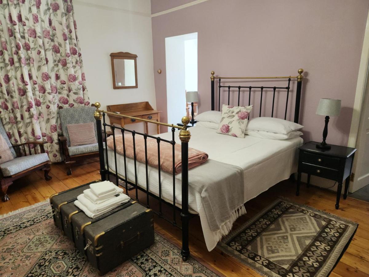 Die Dorpshuis Graaff-Reinet エクステリア 写真